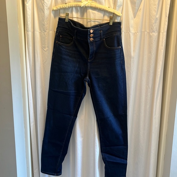 Ann Taylor Denim - Ann Taylor size 12, classic blue skinny jean